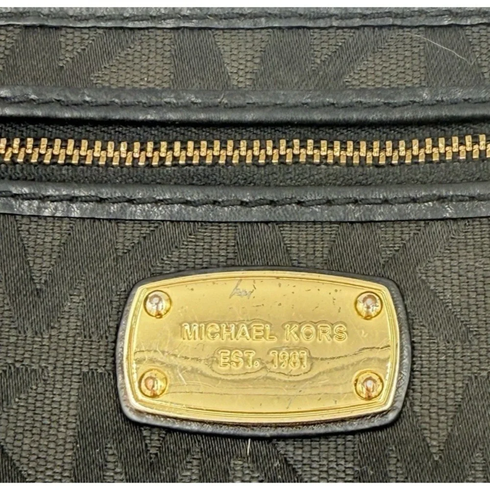 Michael Kors Jet Set Large Wristlet - Black Signature MK‎ Monogram Jacquard